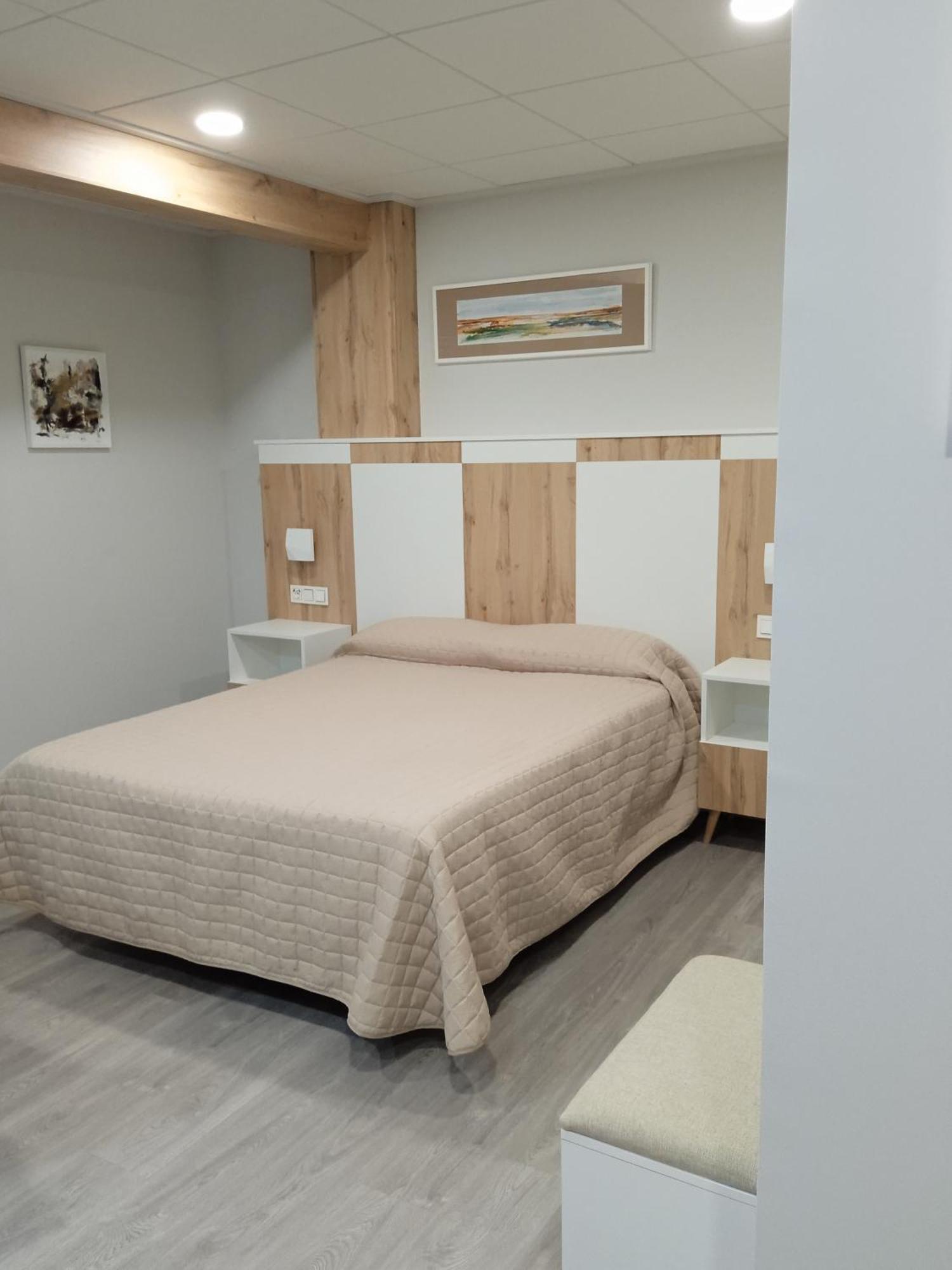 Hostal La Morenica Villena Exteriér fotografie