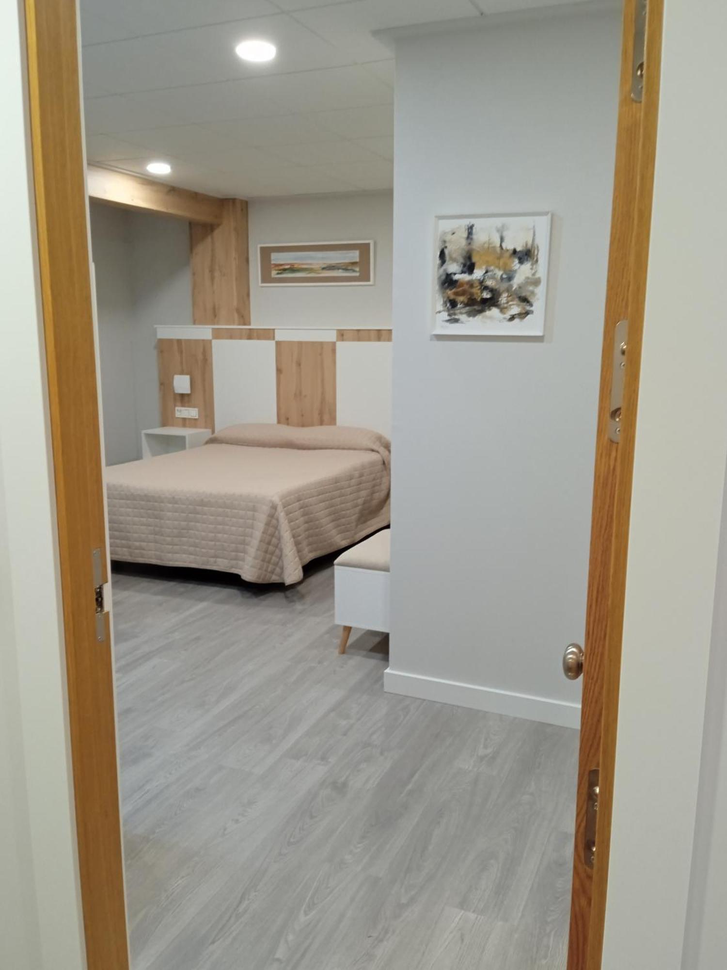 Hostal La Morenica Villena Exteriér fotografie