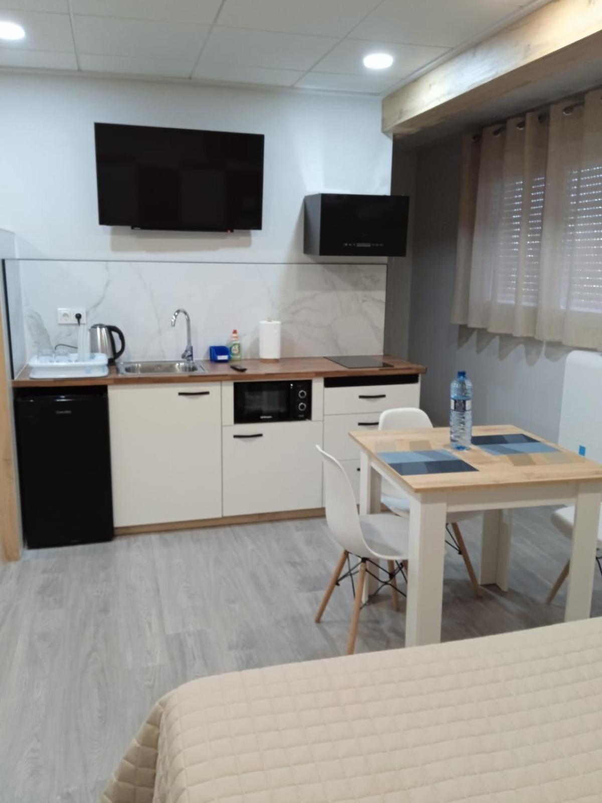 Hostal La Morenica Villena Exteriér fotografie